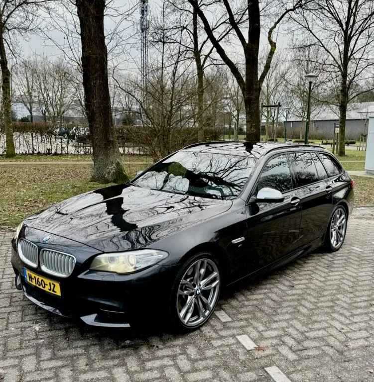 BMW 5-Serie (2015) — foto 1