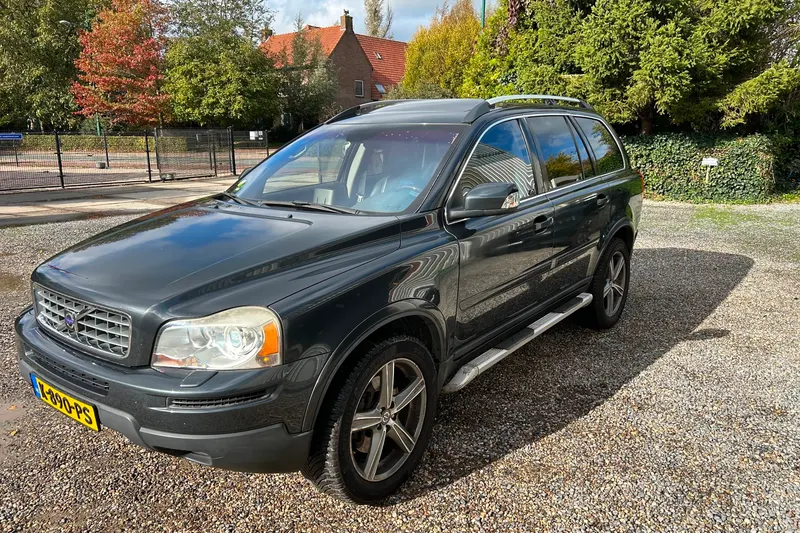 Volvo XC90 (2009)