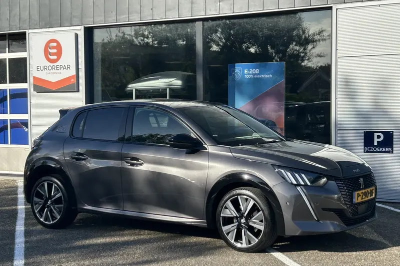 Peugeot 208 (2022)