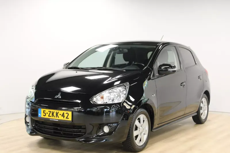 Mitsubishi Space Star (2015)