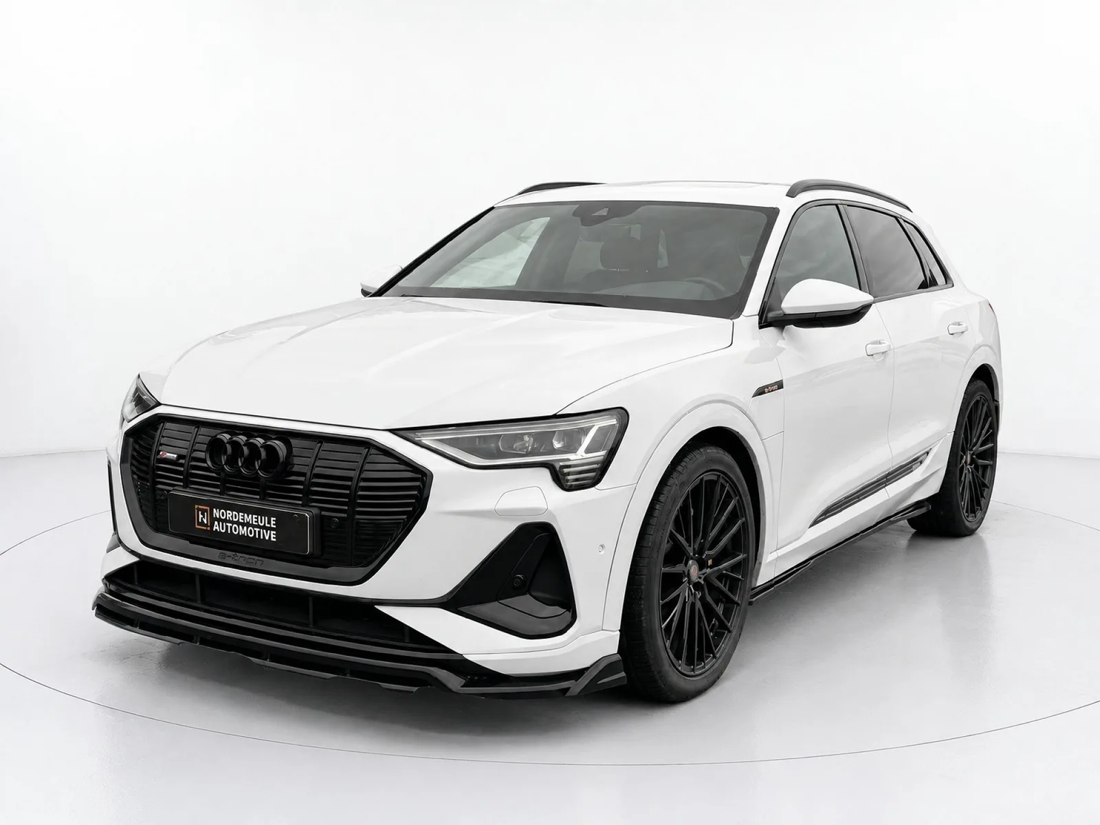 Audi e-tron (2019) — foto 1