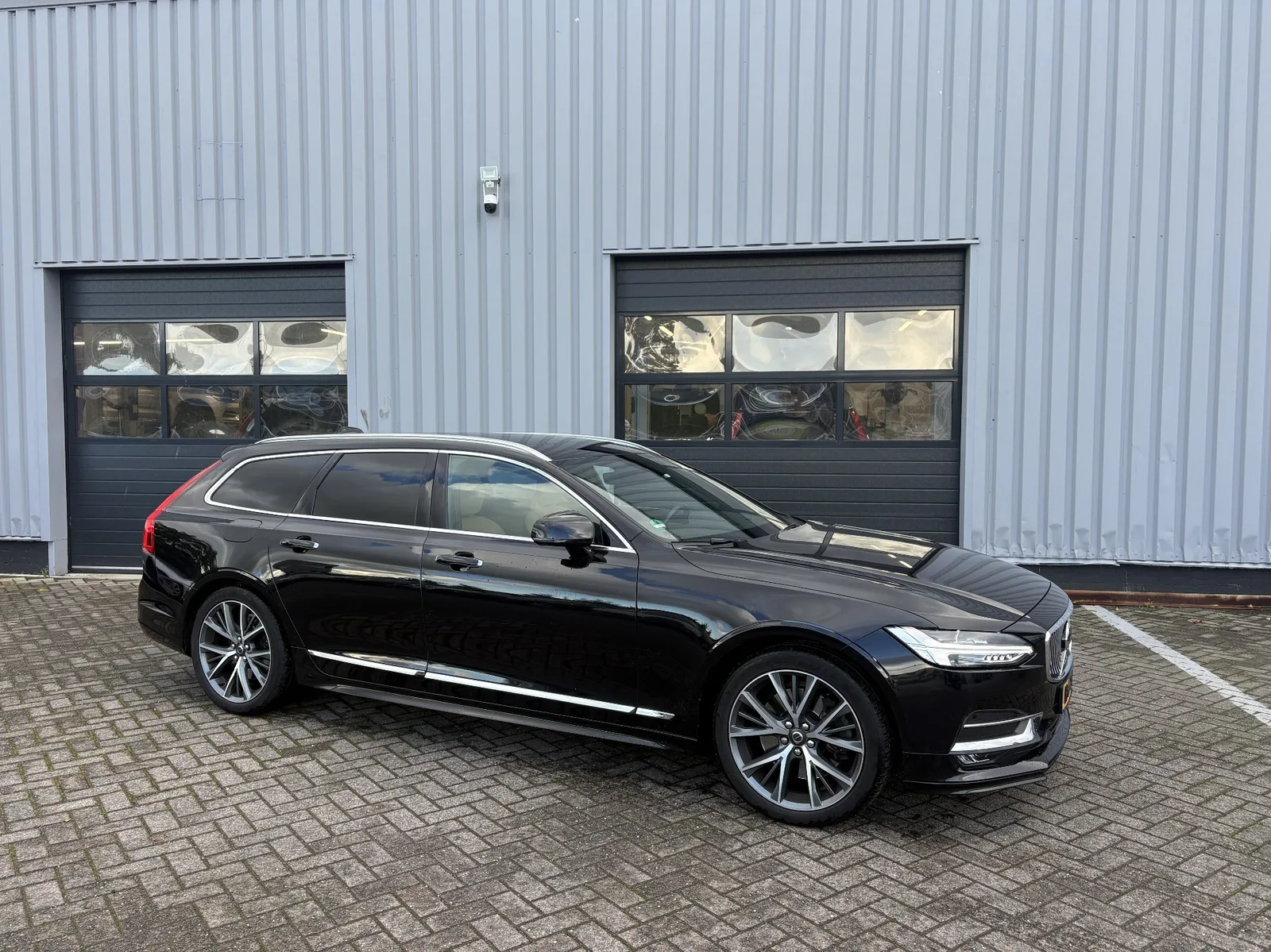 Volvo V90 (2020) — foto 1