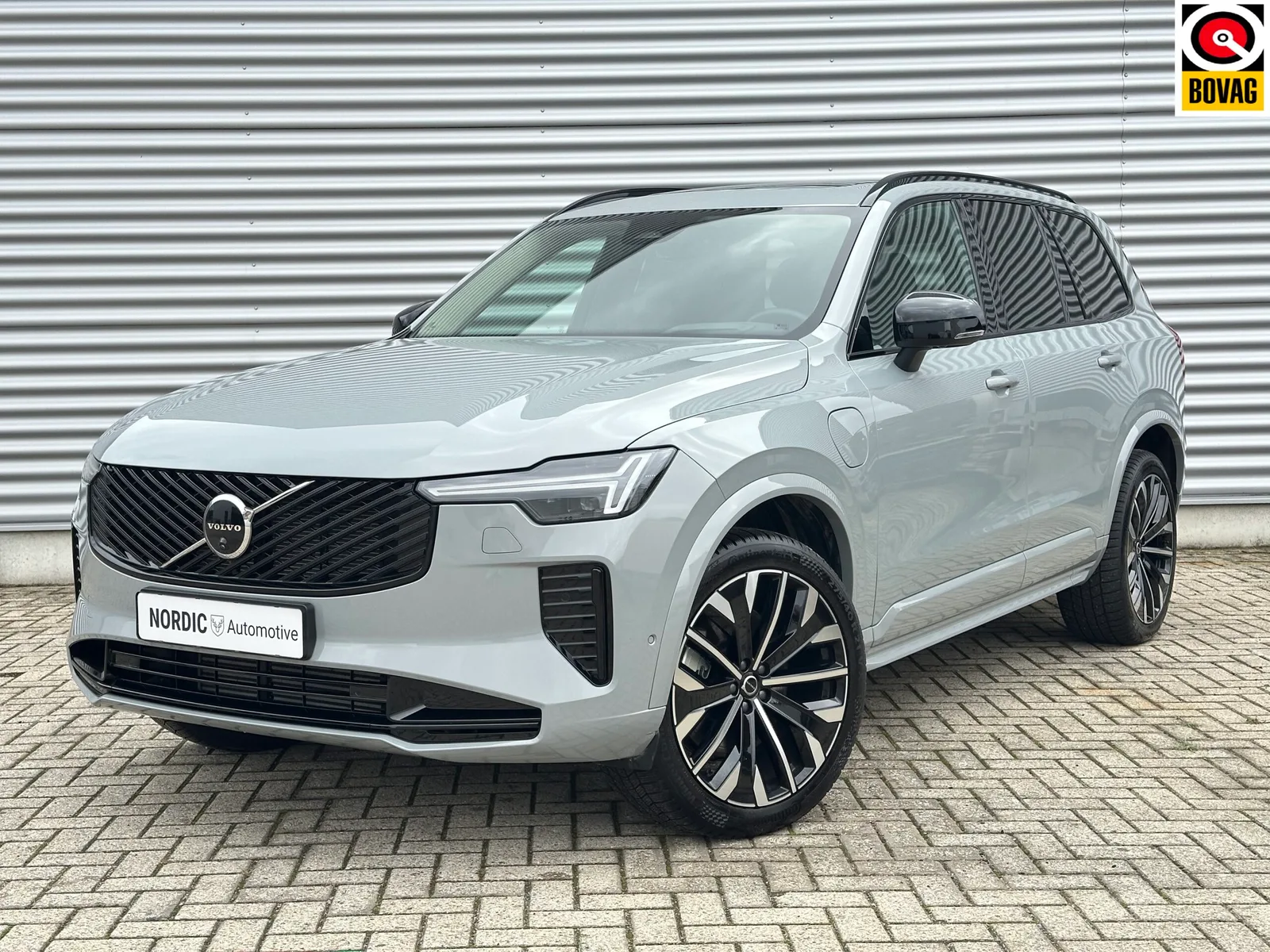 Volvo XC90 (2026) — foto 1