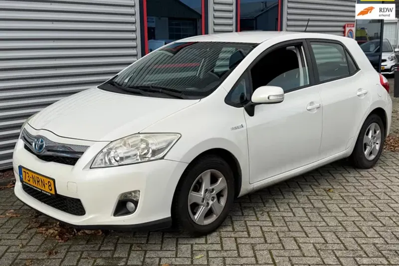 Toyota Auris (2010)