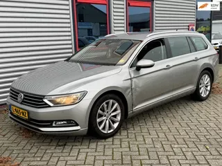 Volkswagen Passat (2017) — foto 1