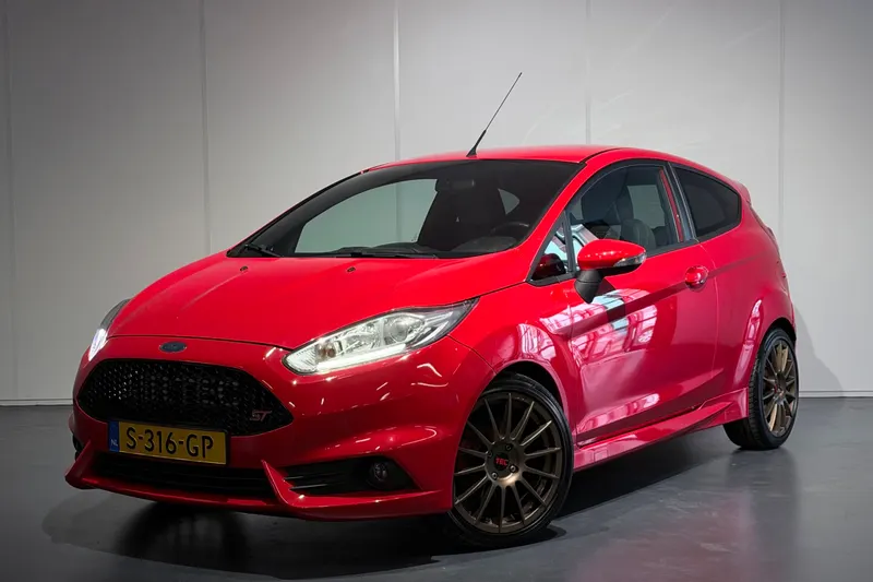 Ford Fiesta (2013)