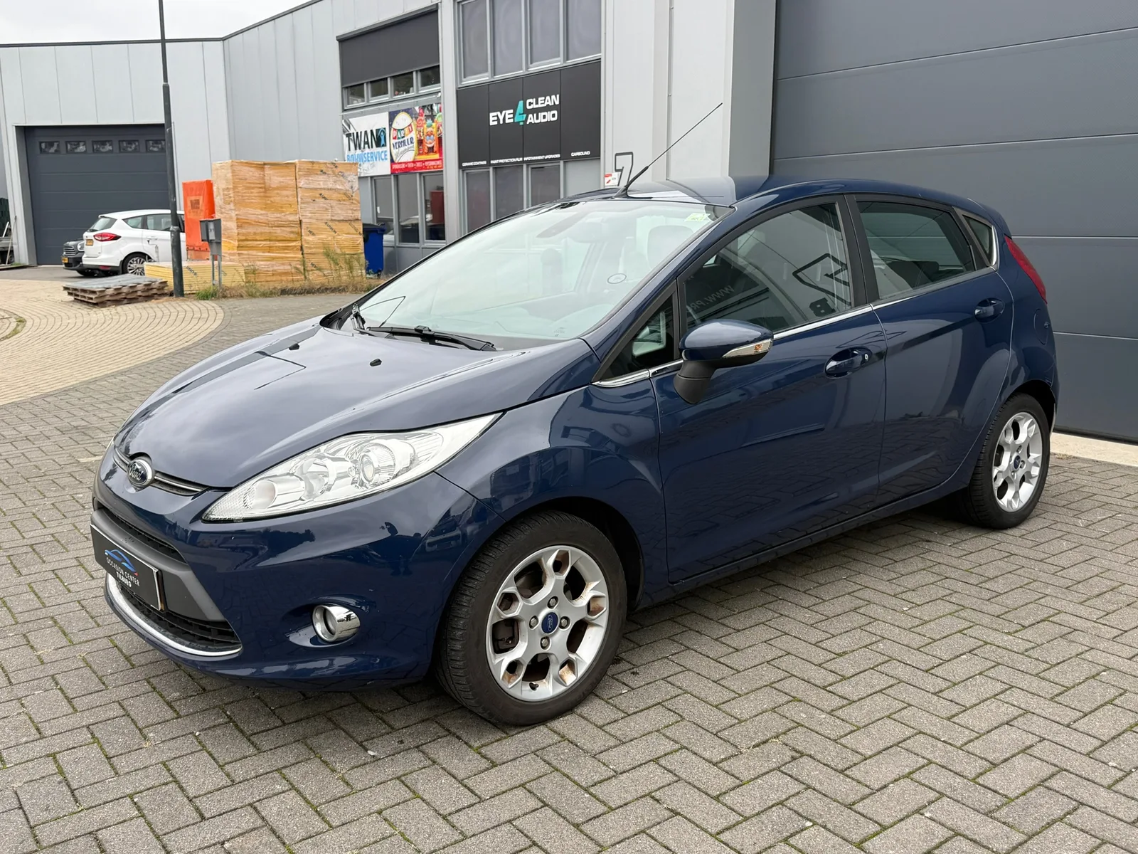 Ford Fiesta (2012) — foto 1