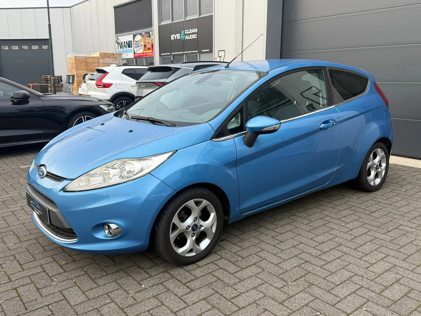 Ford Fiesta (2009) — foto 1