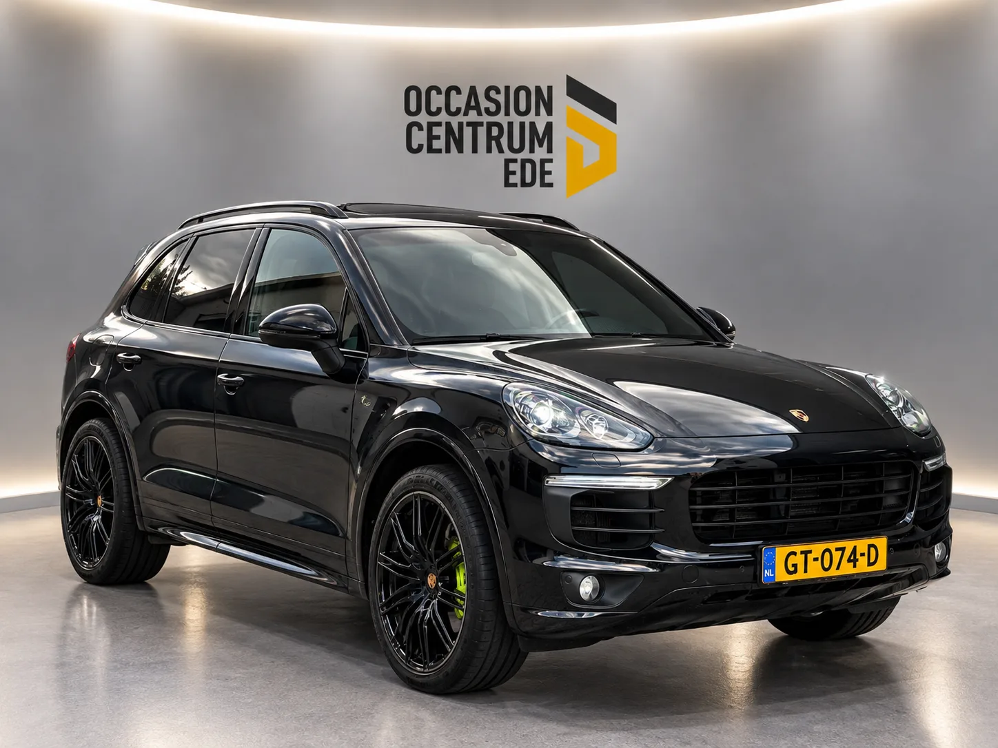 Porsche Cayenne (2015) — foto 1