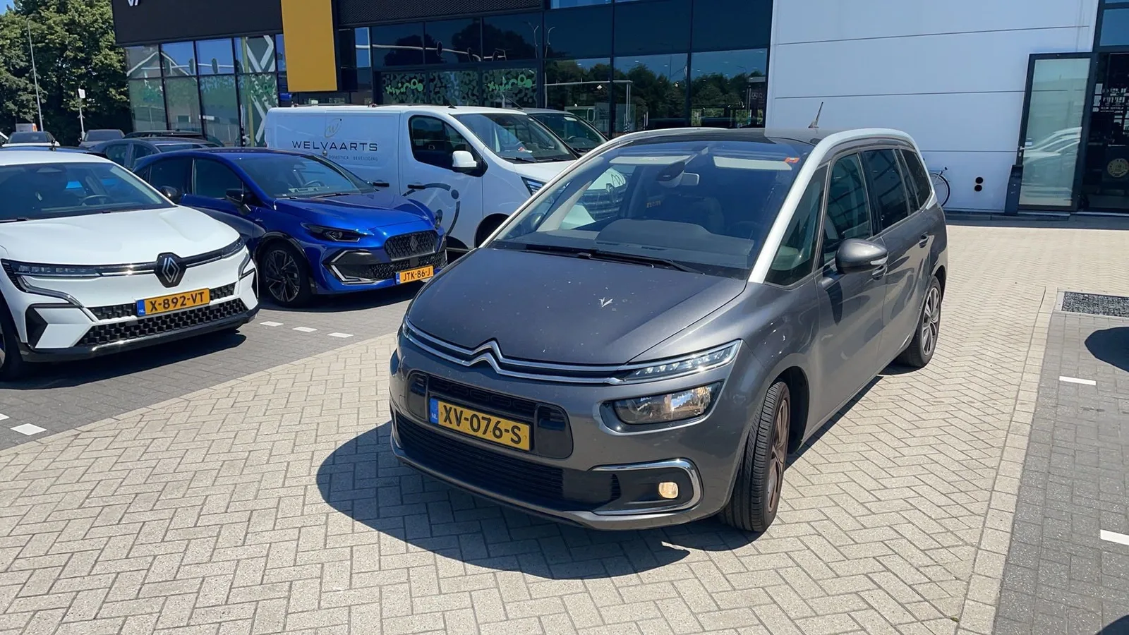 Citroën Grand C4 Picasso (2019) — foto 1