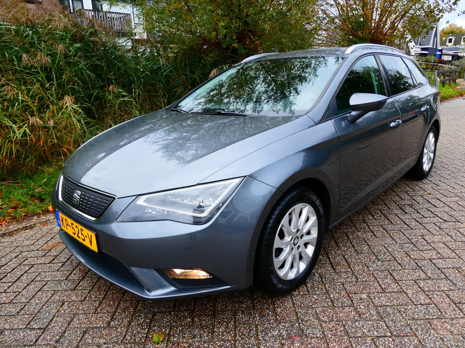 SEAT Leon (2016) — foto 1