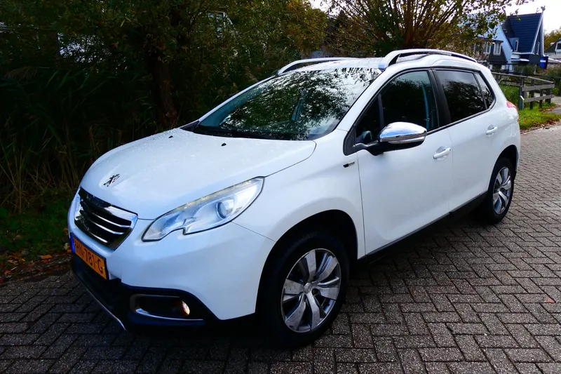 Peugeot 2008 (2015)