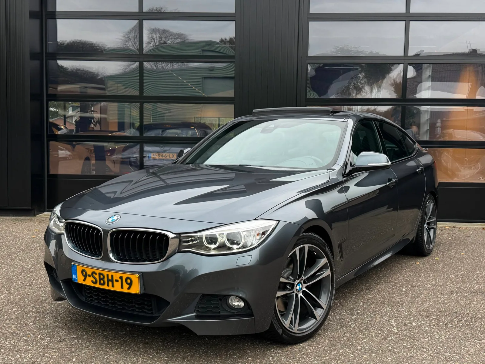 BMW 3-Serie (2013) — foto 1