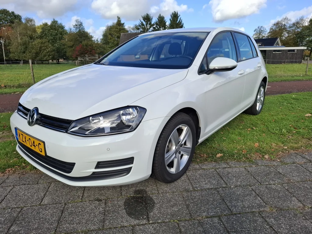 Volkswagen Golf (2017) — foto 1