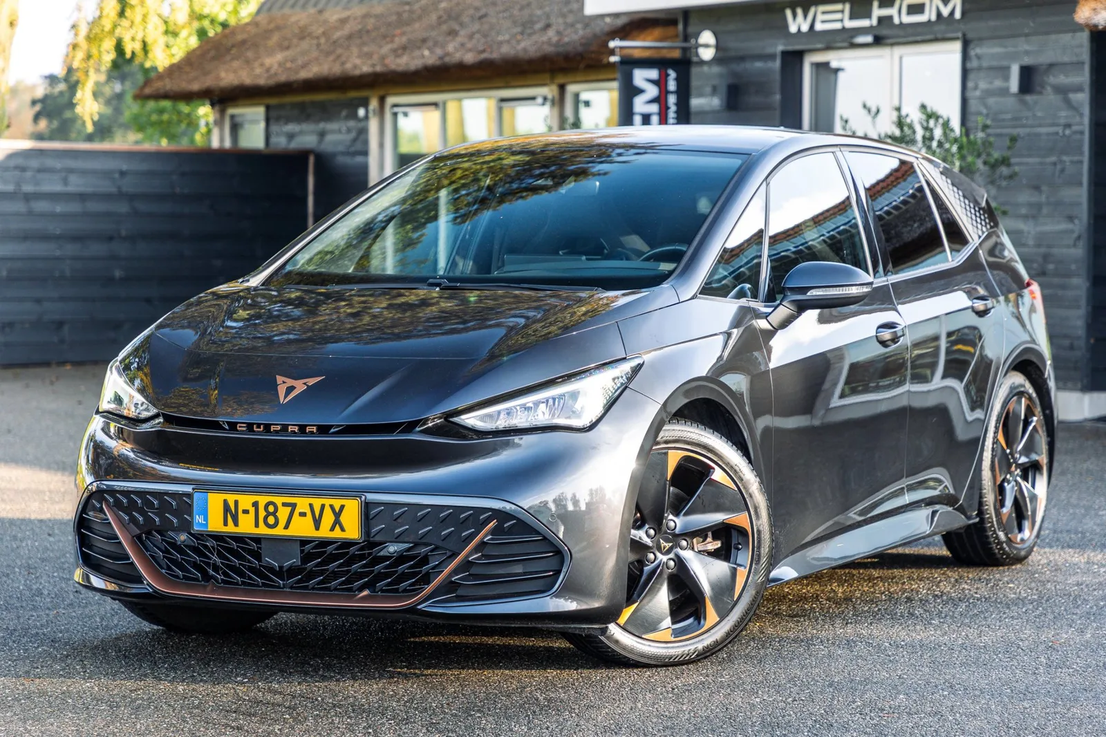 CUPRA Born (2021) — foto 1