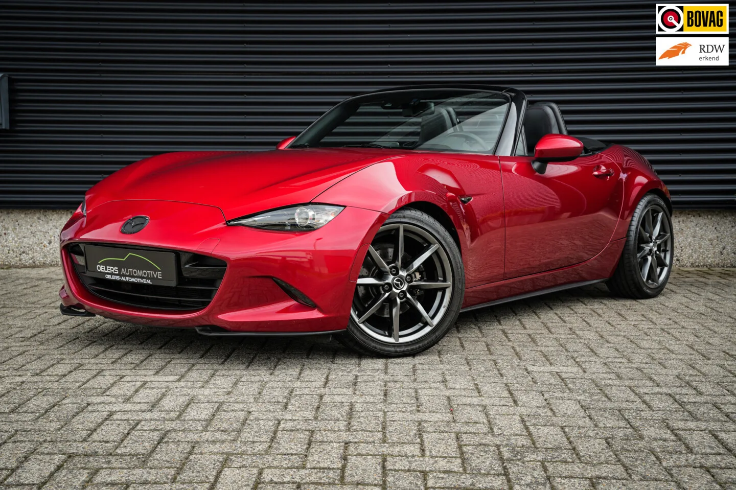 Mazda MX-5 (2016) — foto 1