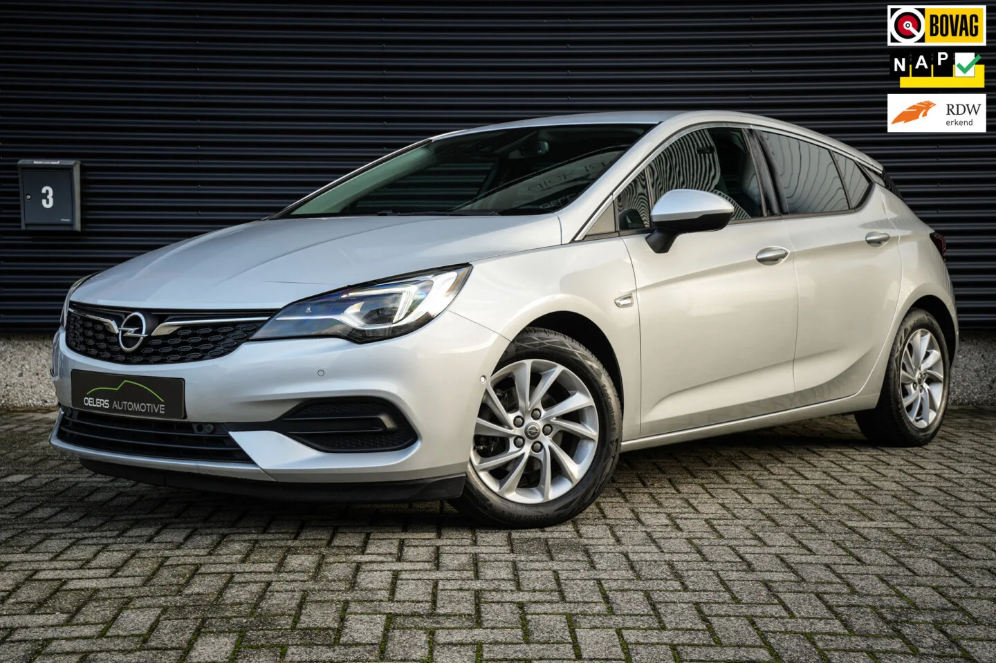 Opel Astra (2021) — foto 1