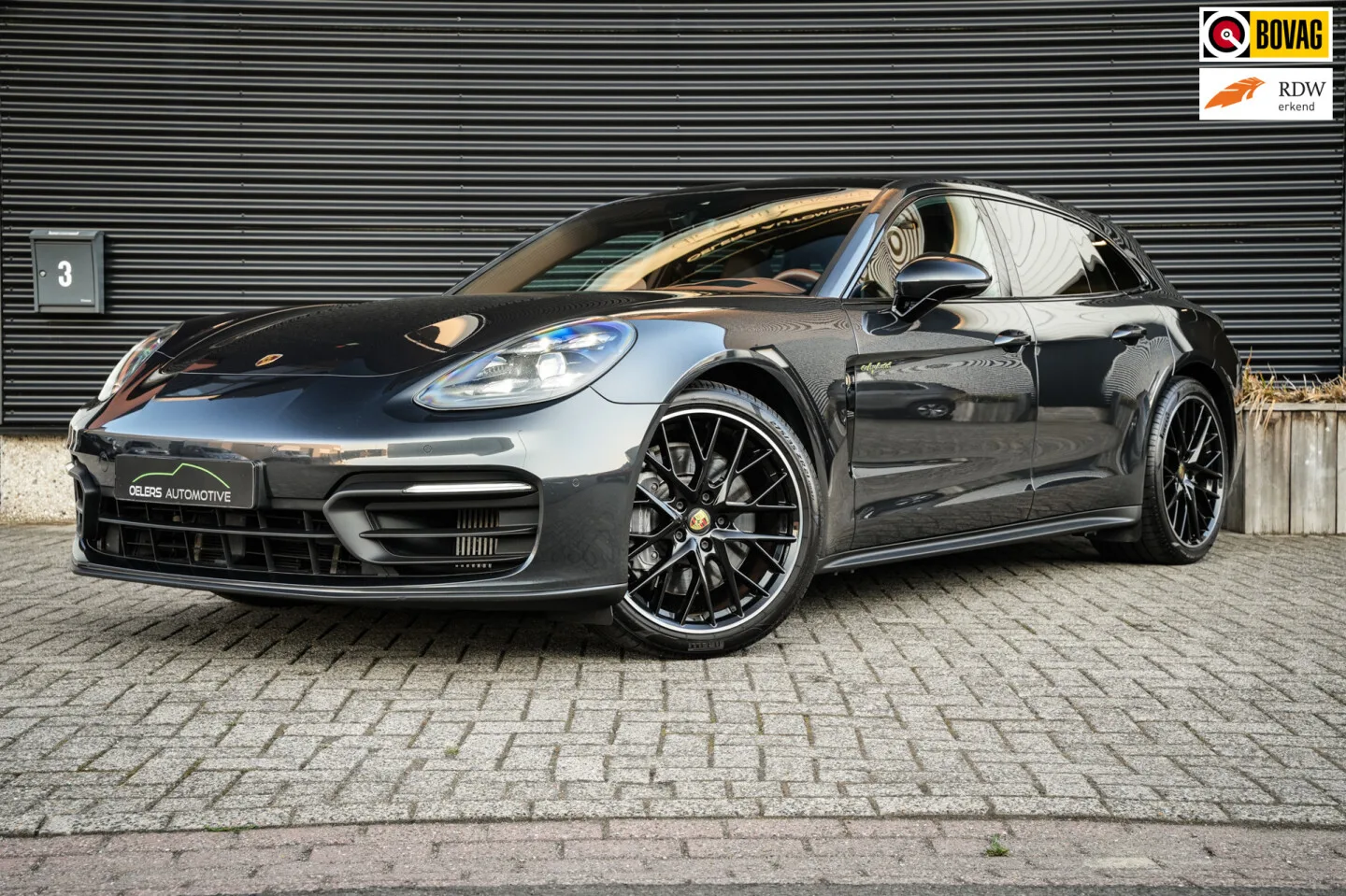 Porsche Panamera (2021) — foto 1