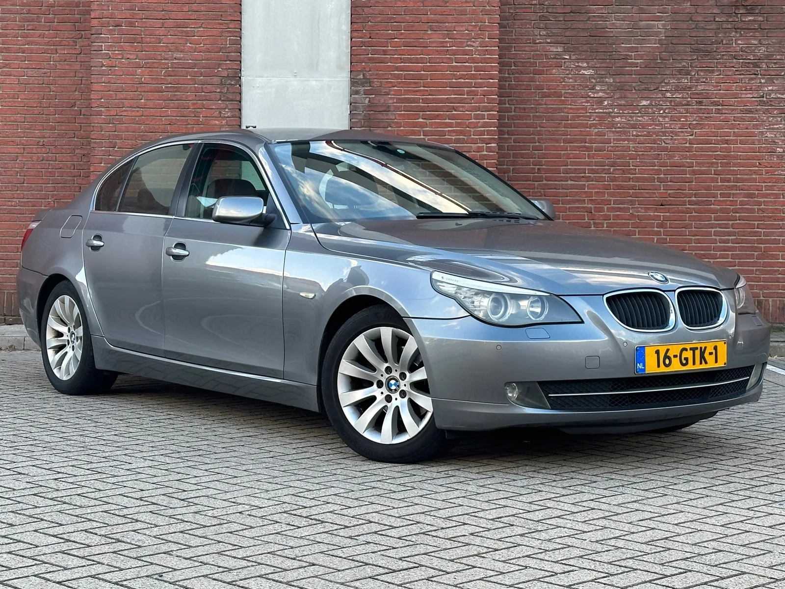 BMW 5-Serie (2008) — foto 1