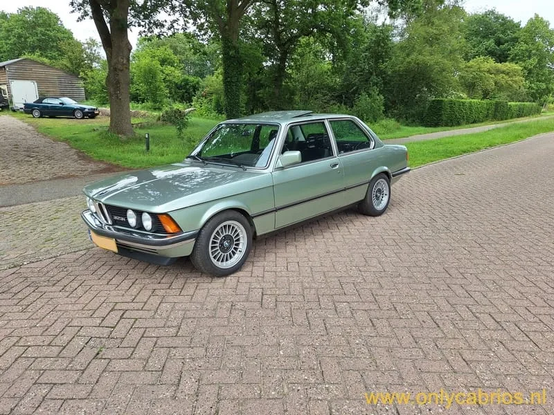 BMW 3-Serie (1980) — foto 1