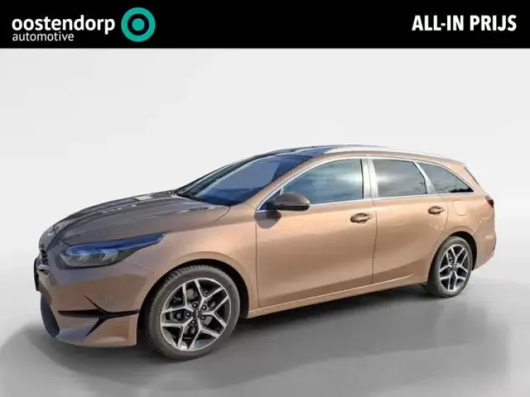 Kia Ceed (2022) — foto 1