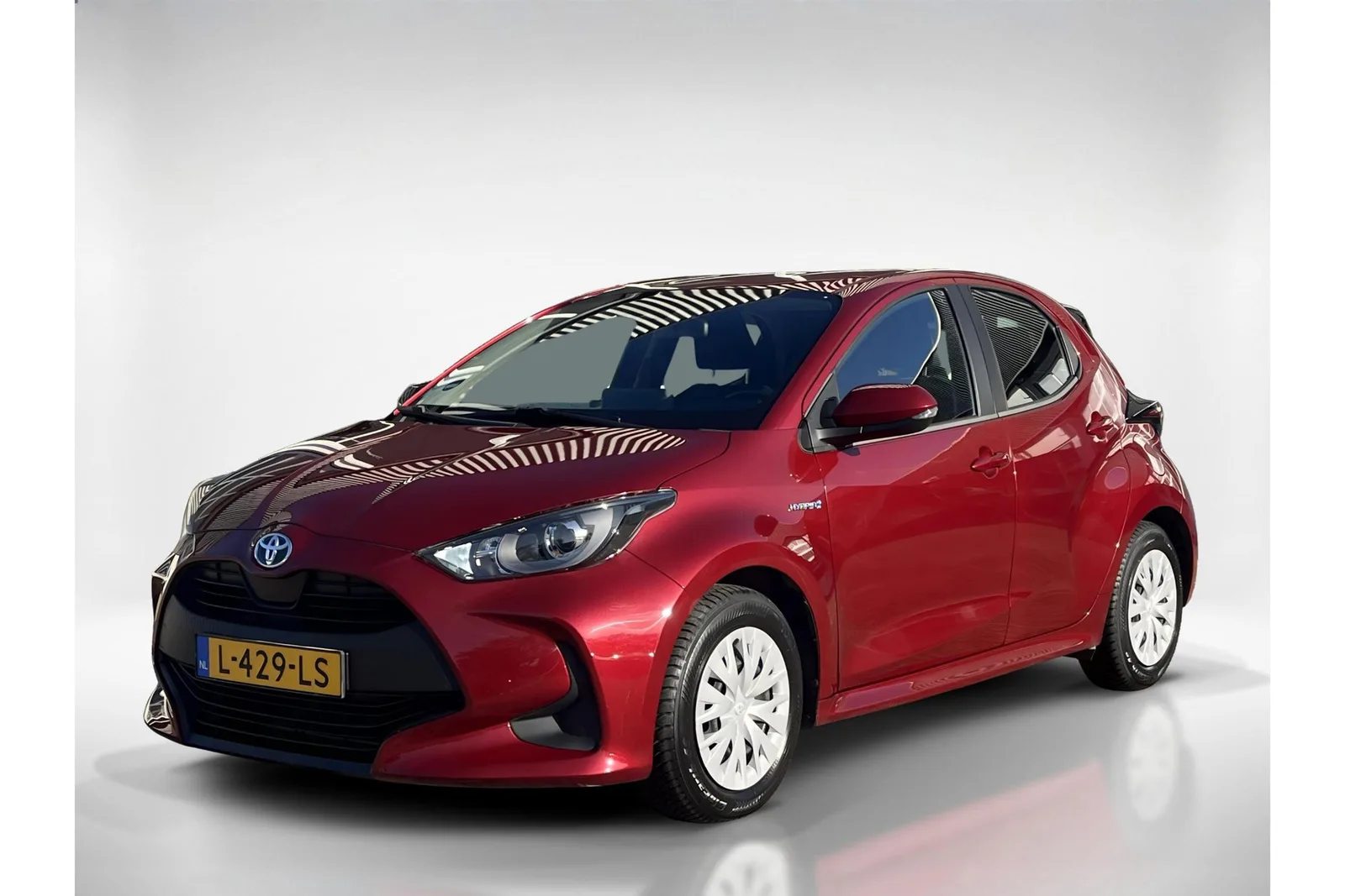 Toyota Yaris (2021) — foto 1