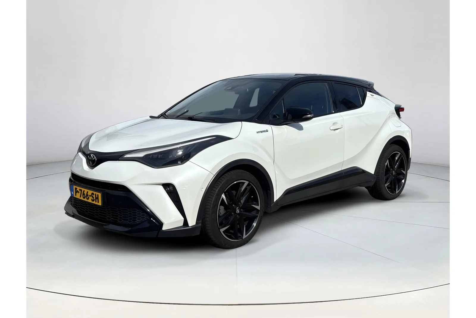 Toyota C-HR (2021) — foto 1