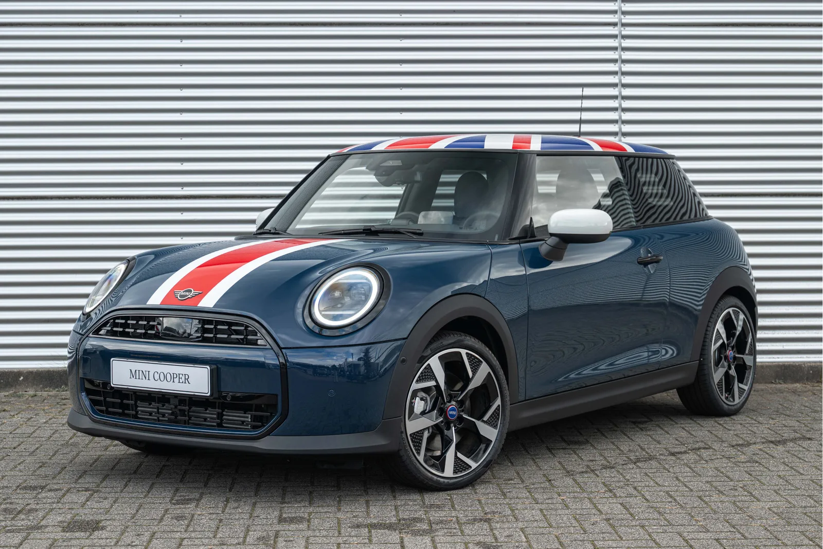 MINI Cooper (2026) — foto 1