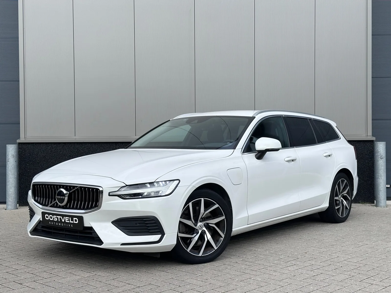 Volvo V60 (2020) — foto 1