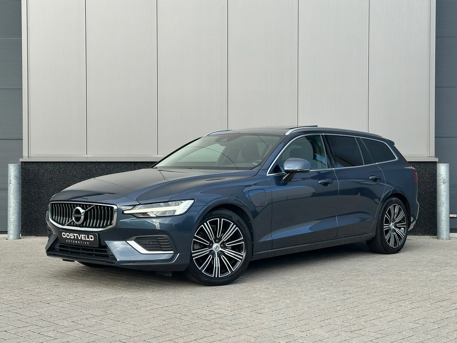 Volvo V60 (2019) — foto 1