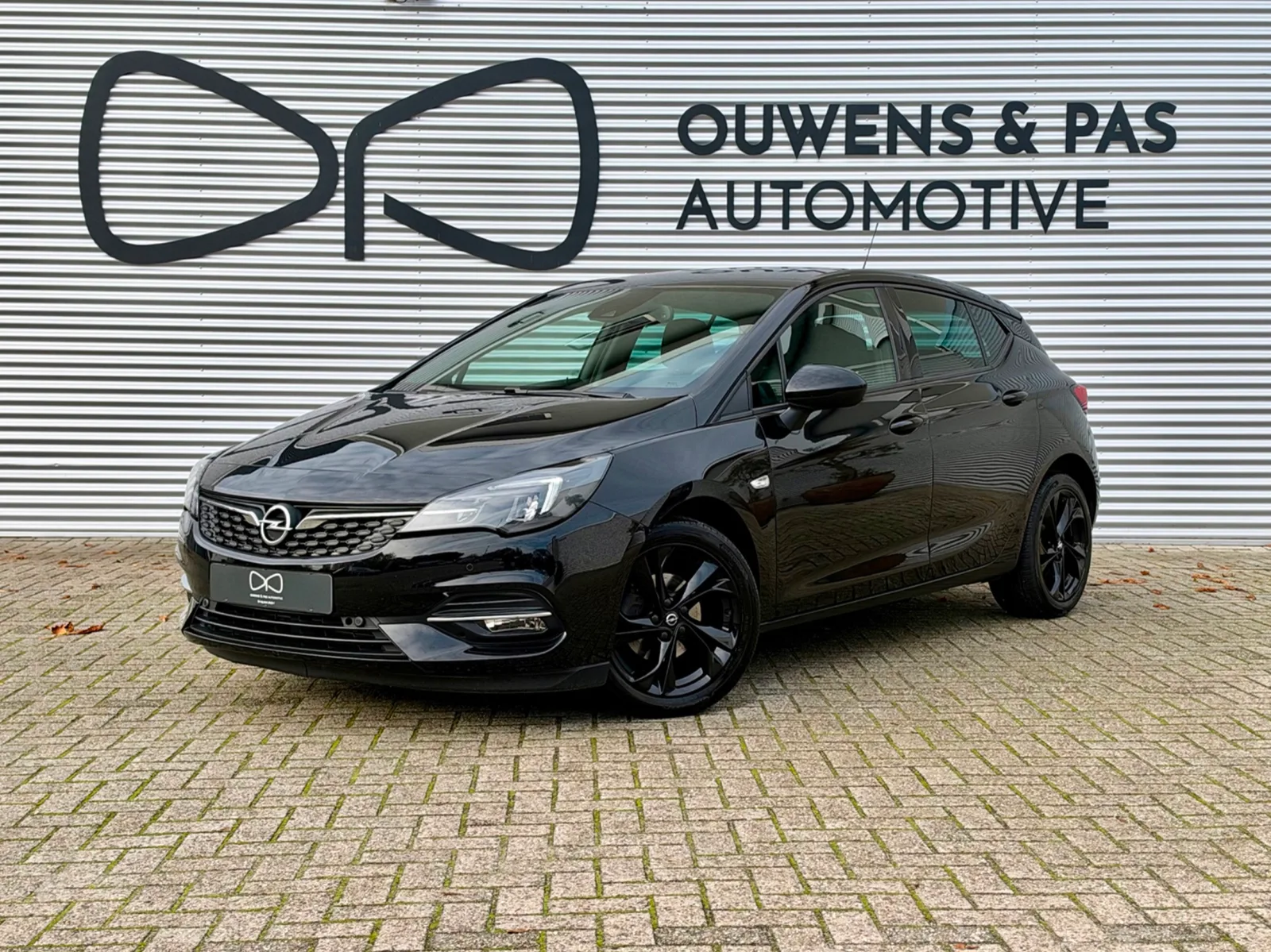 Opel Astra (2021) — foto 1