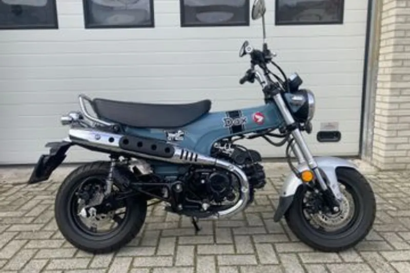 Honda ST 125 Dax (2024)