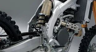 Suzuki RM-Z 250 (2026) — foto 1