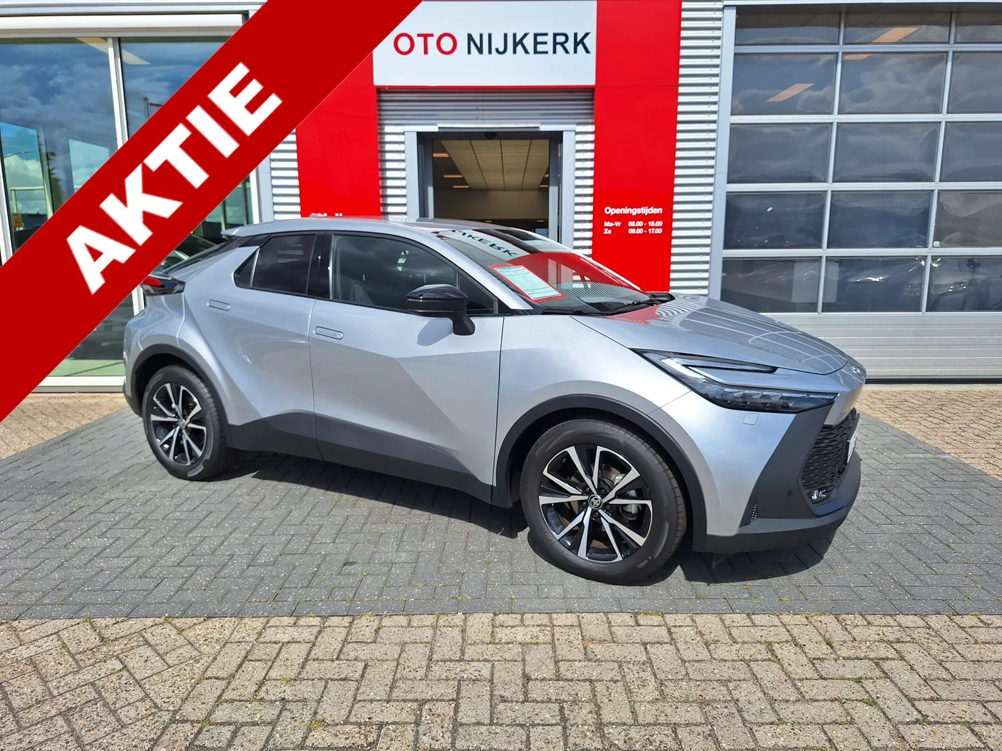 Toyota C-HR (2024) — foto 1