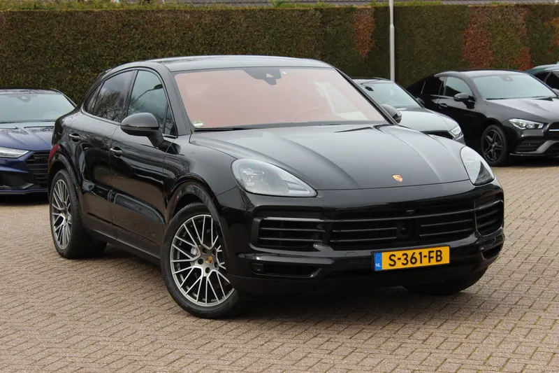 Porsche Cayenne Coupé (2023)