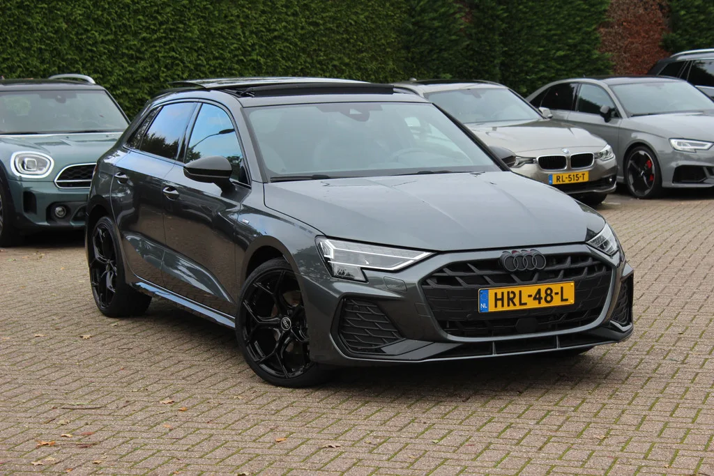 Audi A3 (2025) — foto 1