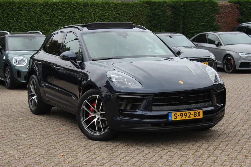Porsche Macan (2021)