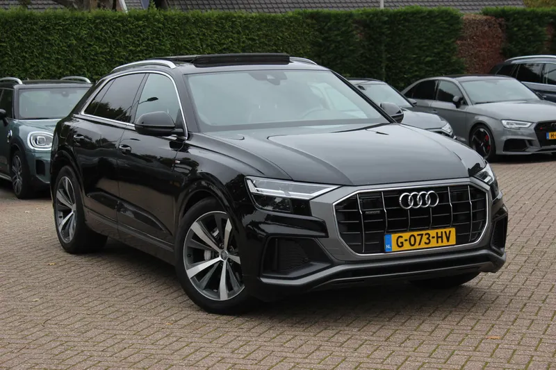 Audi Q8 (2019)