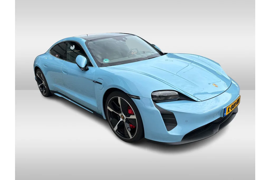 Porsche Taycan (2020) — foto 1