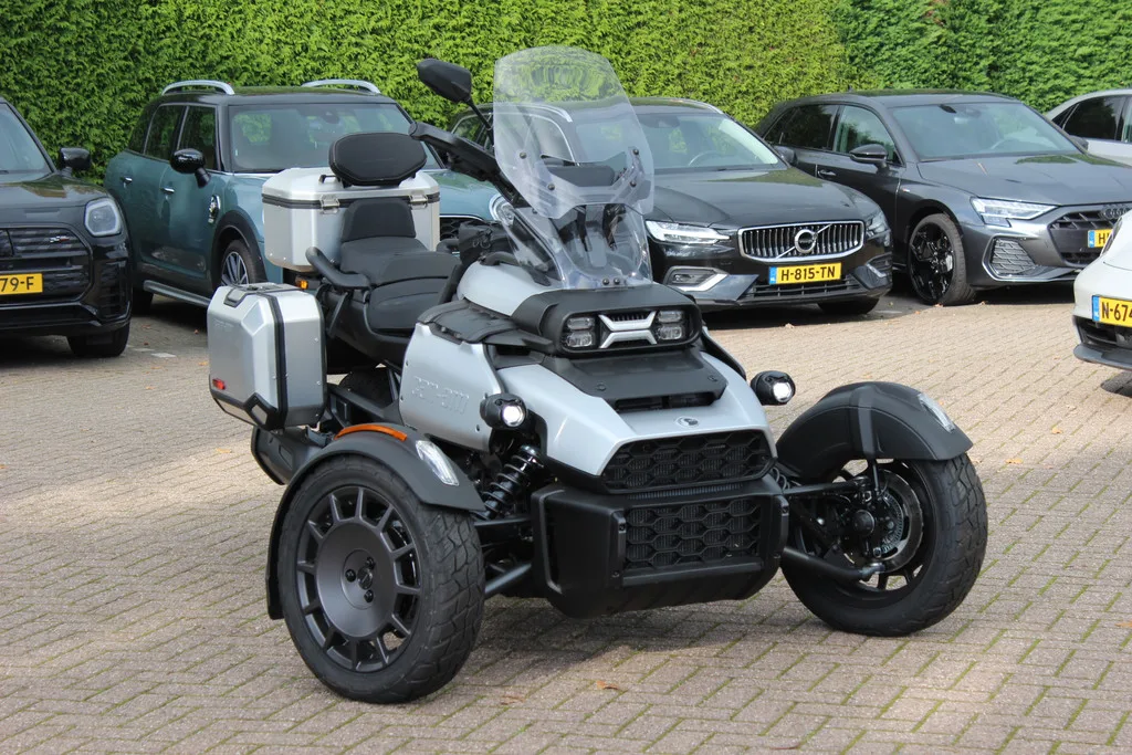 Can-Am Spyder RT (2026) — foto 1