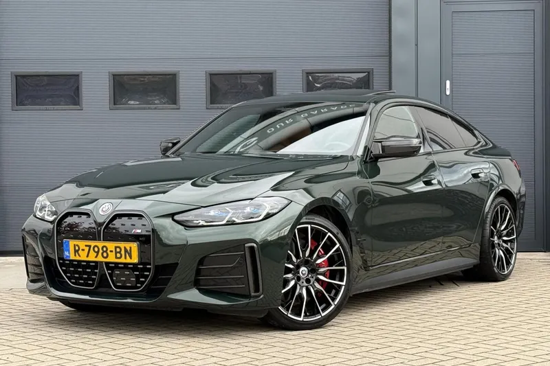 BMW i4 (2022)