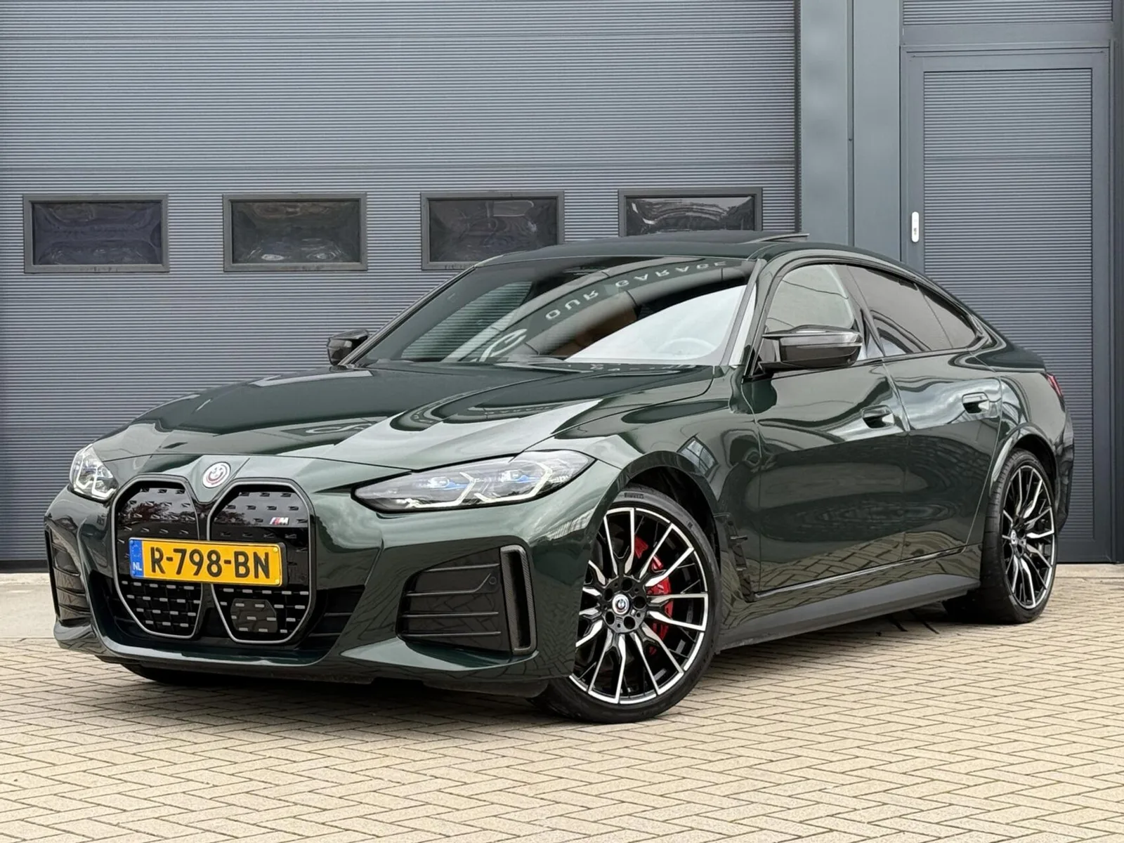 BMW i4 (2022) — foto 1