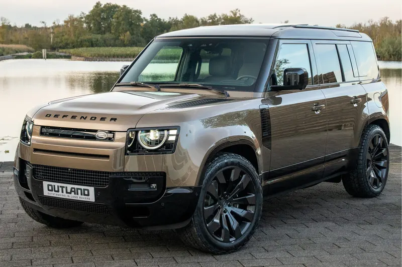 Land Rover Defender (2026)