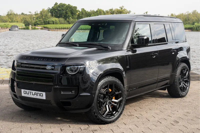 Land Rover Defender (2026)