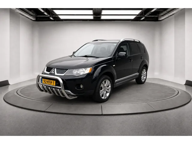 Mitsubishi Outlander (2009) — foto 1