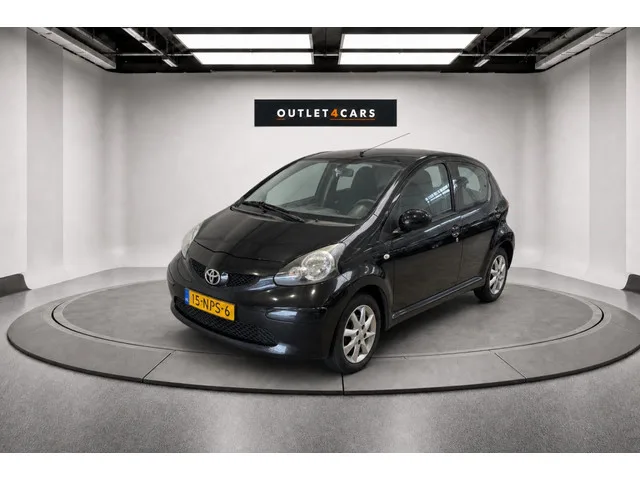 Toyota Aygo (2006) — foto 1