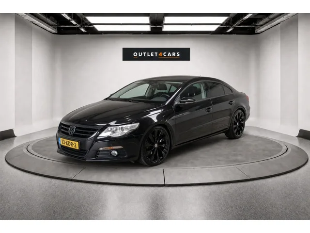 Volkswagen Passat (2009) — foto 1