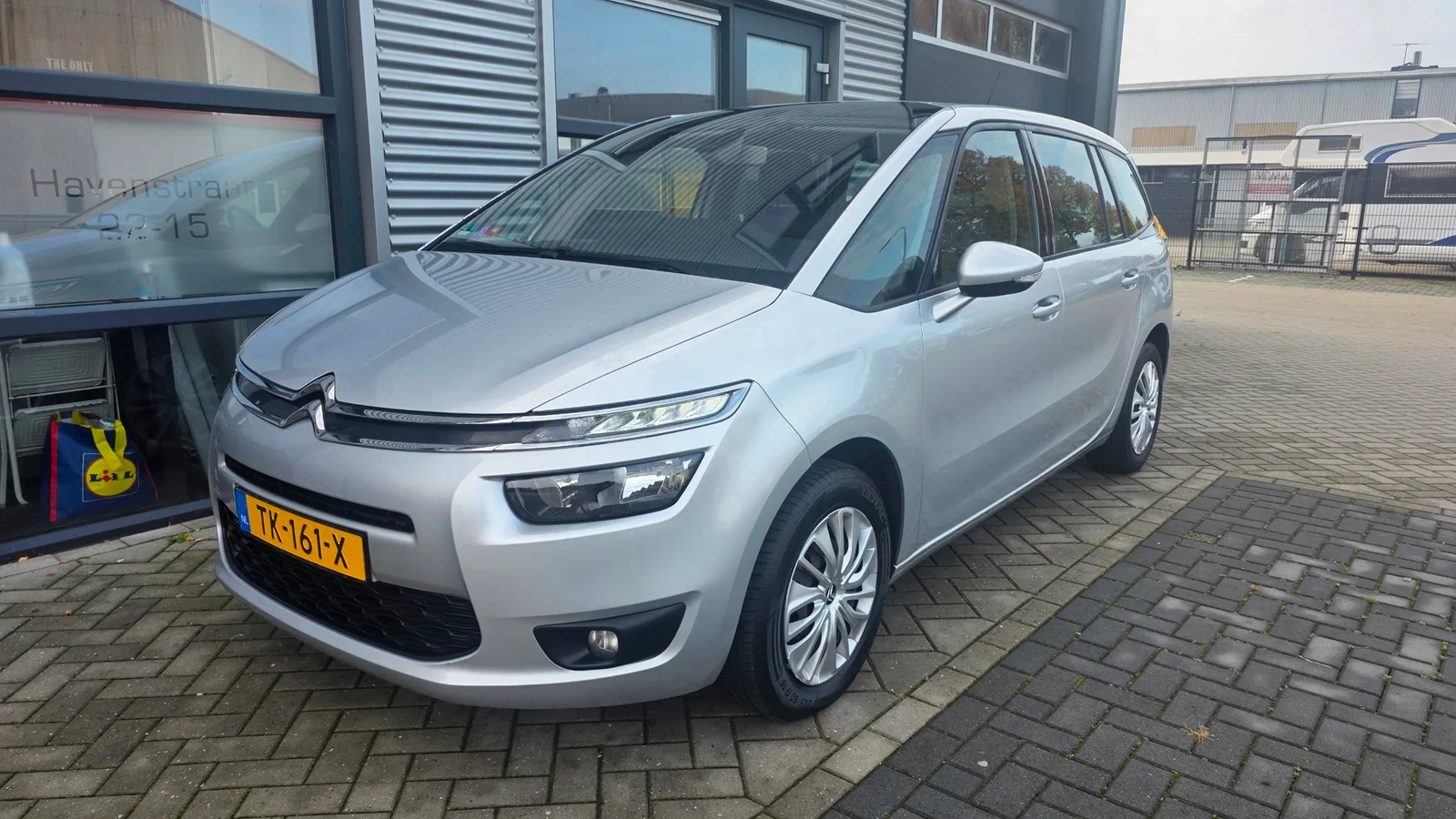 Citroën Grand C4 Picasso (2014) — foto 1