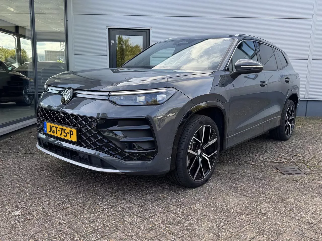 Volkswagen Tayron (2025) — foto 1