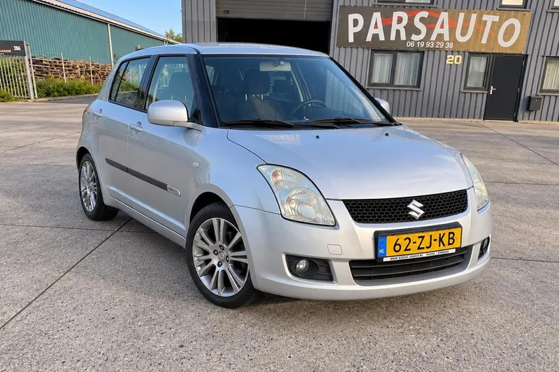 Suzuki Swift (2008)